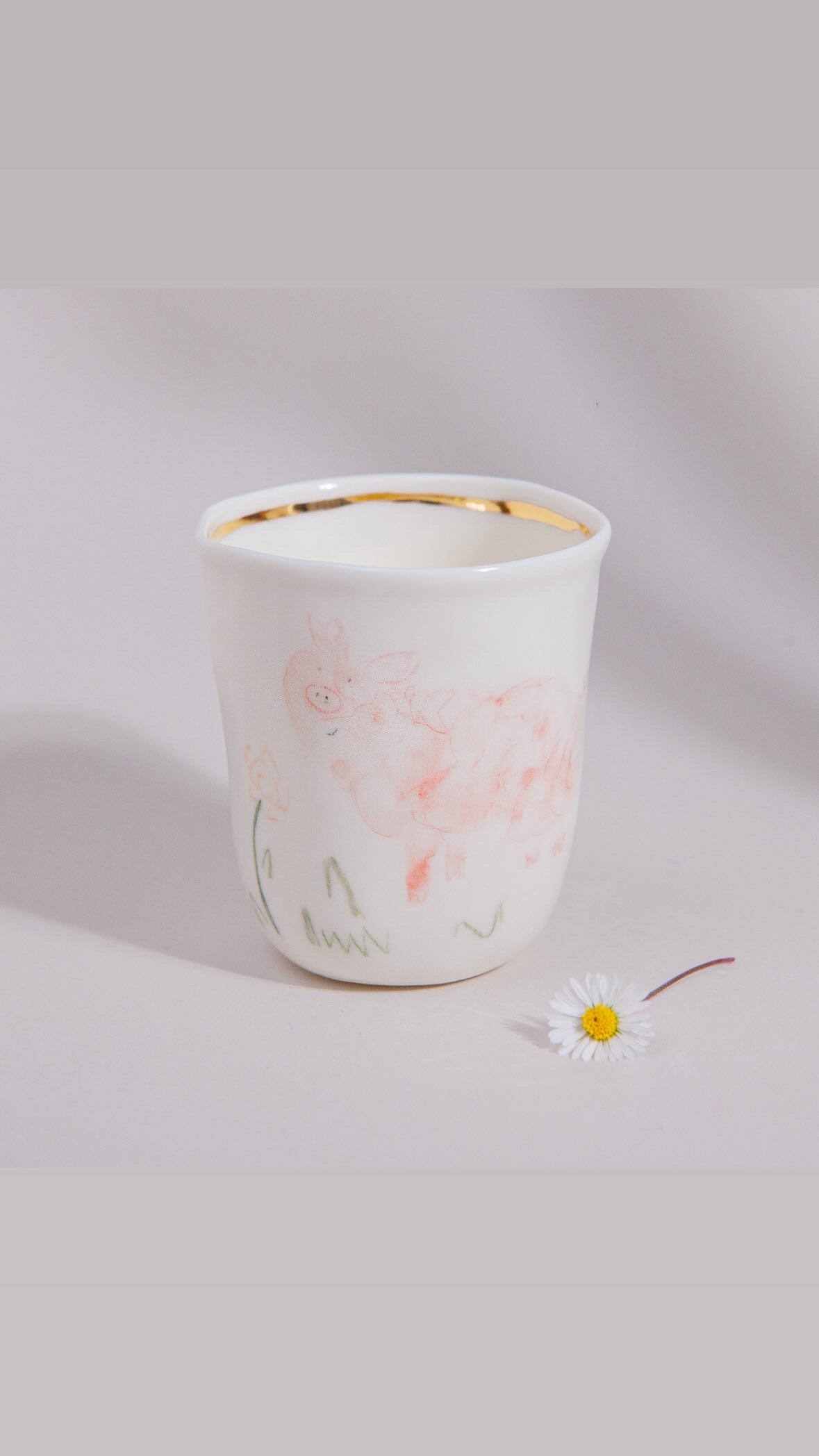 Porcelanasta skodelica Cuchi Moreno - PREDNAROČILO