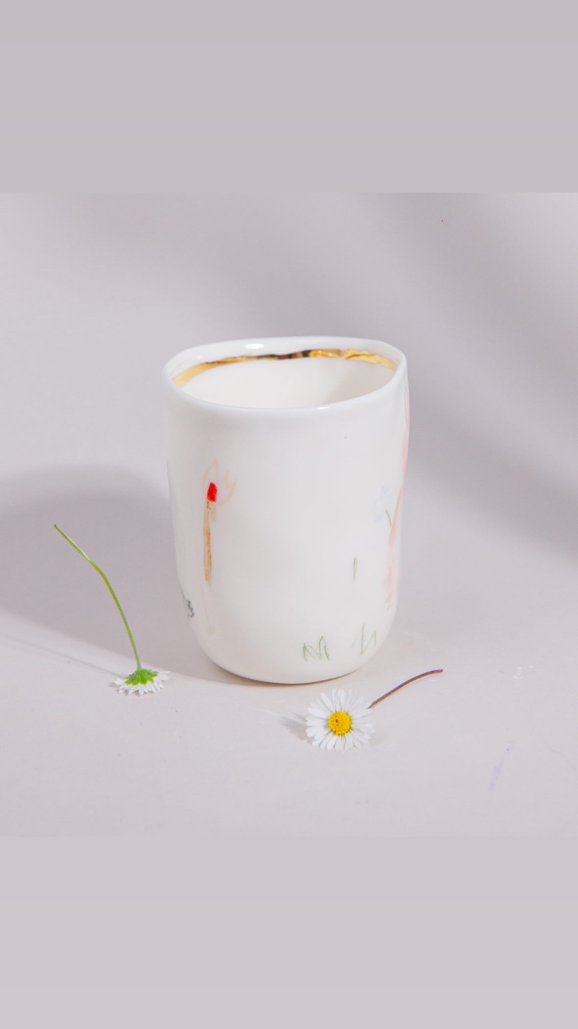 Porcelanasta skodelica Cuchi Moreno - PREDNAROČILO