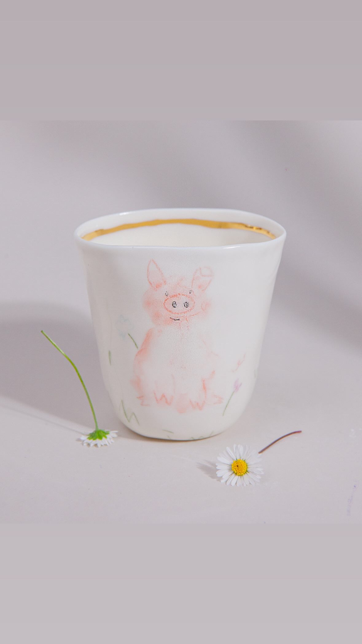 Porcelanasta skodelica Cuchi Moreno - PREDNAROČILO