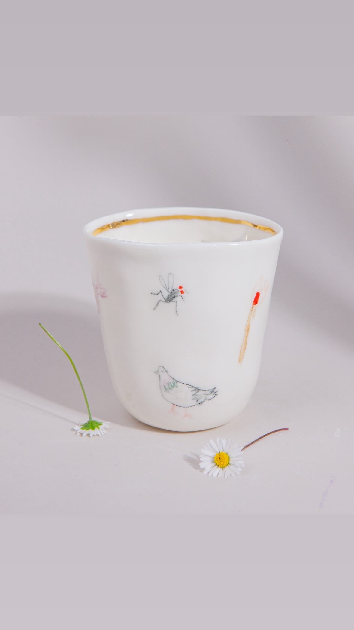 Porcelanasta skodelica Cuchi Moreno - PREDNAROČILO